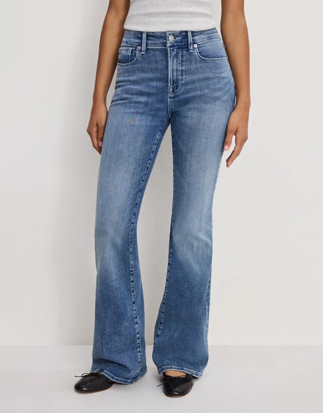 Good American - Good Legs Flare Jeans