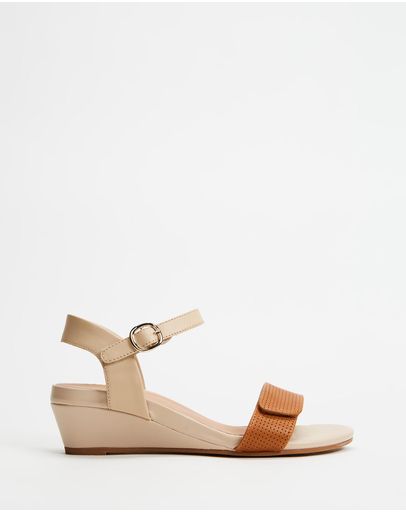 Tan