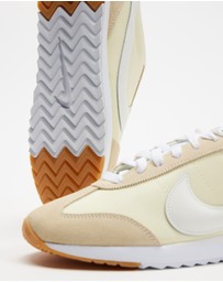 Nike - Pacific - Women's