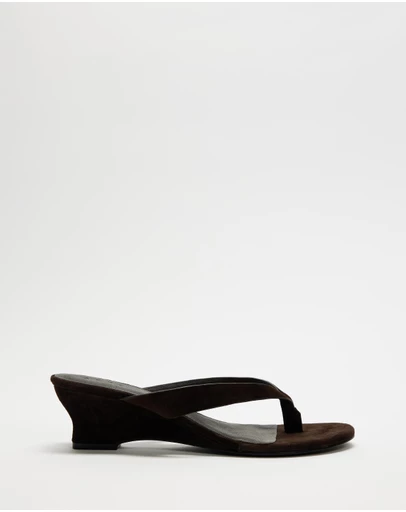 AERE - Suede Wedge Heel Thongs