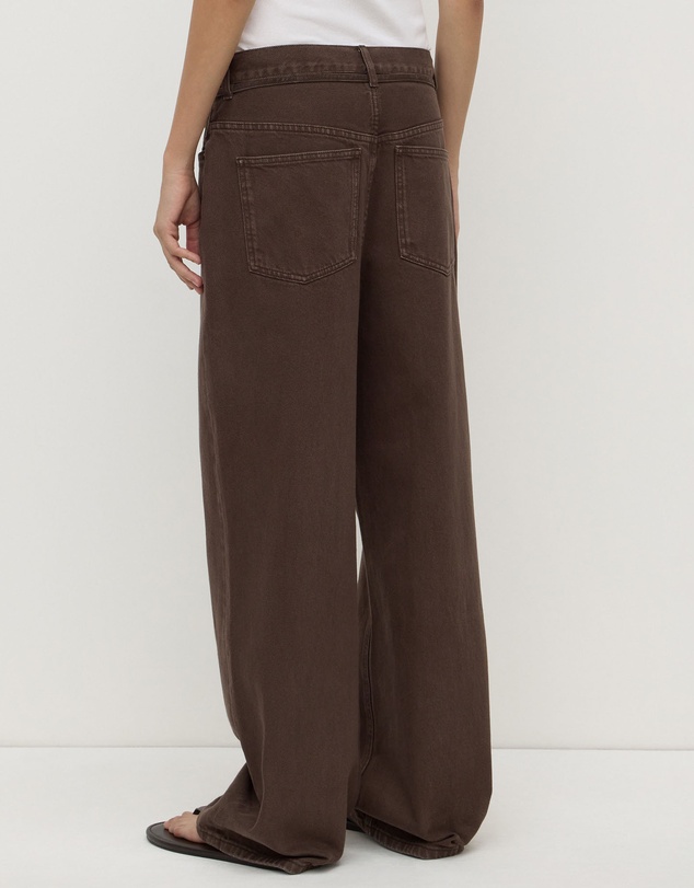 Assembly Label - Loose Fit Jeans