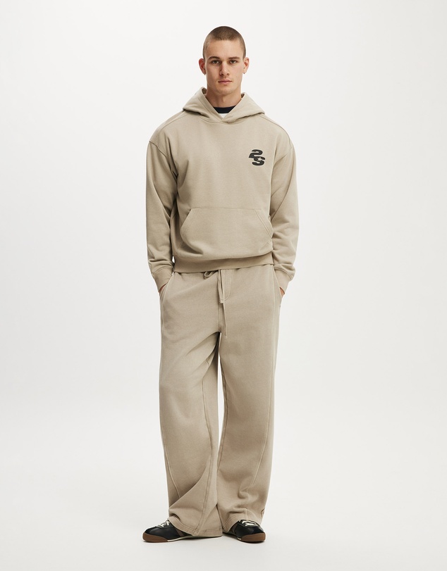 Cotton On - Box Fit Graphic Hoodie