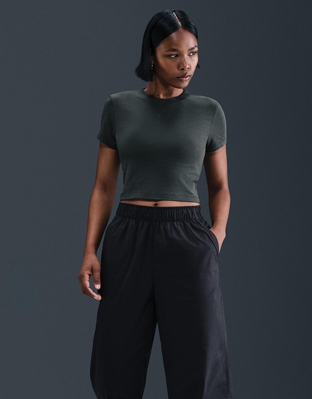Nike - Sportswear Chill Knit Cropped T-Shirt