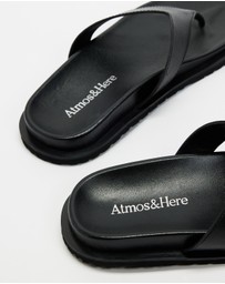 Atmos&Here - Azure Leather Thong Sandals