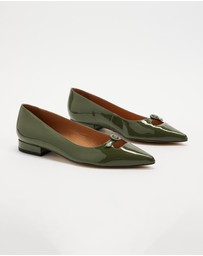 Nina Armando - Luiza II Flats