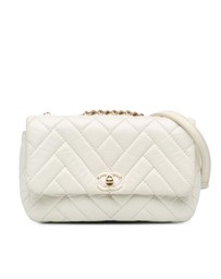 Pre-Loved by Azura Reborn - Pre-Loved chanel 19 Flap Bag Quilted Leather