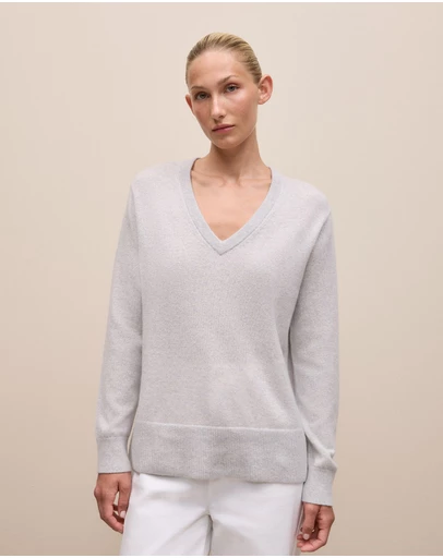 Trenery - Cashmere Relaxed V-neck in Grey Melange
