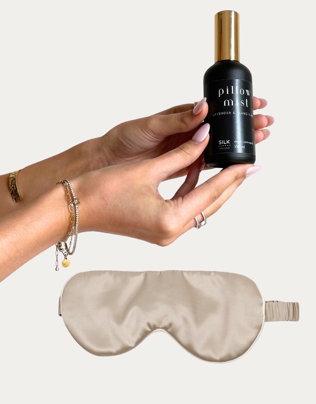 SILK MAGNOLIA - Silk Eye Mask & Room Spray Gift Set