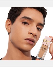 Yves Saint Laurent - All Hours Glow Foundation MN8