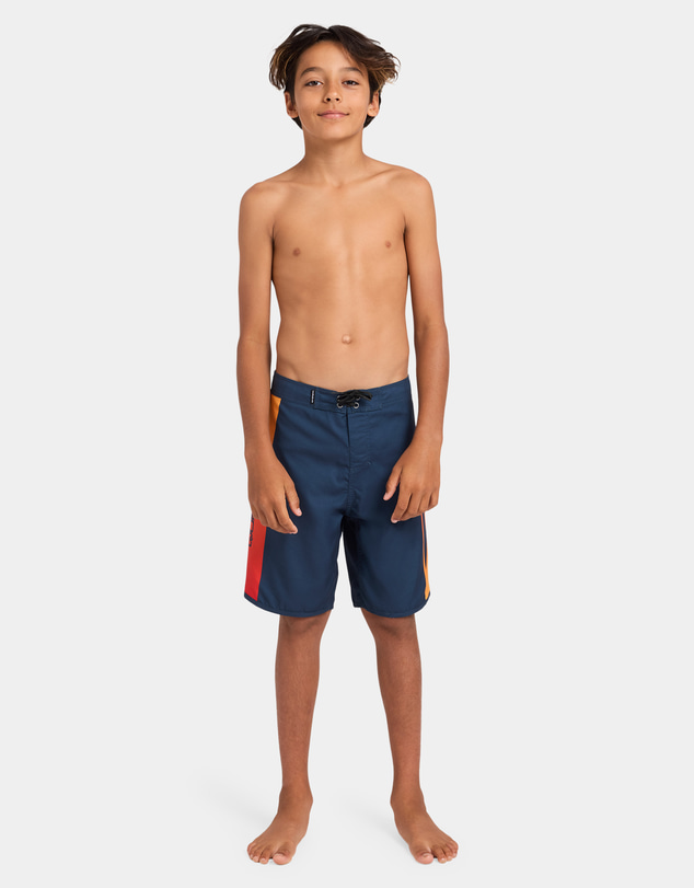 Quiksilver - Boys 8 to 16 Everyday Holmes 17