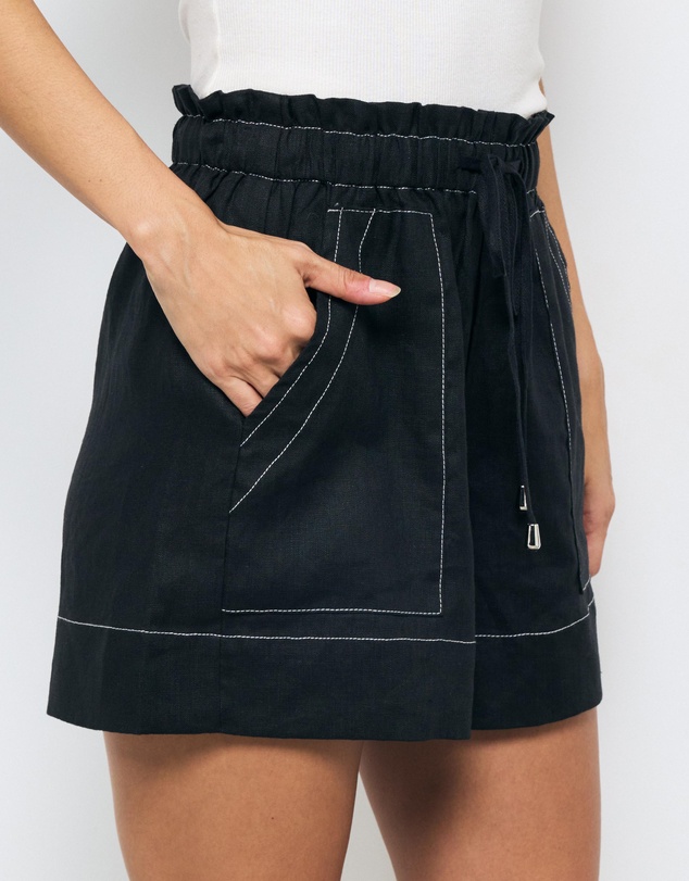 AERE - Poppy Contrast Topstitch Shorts