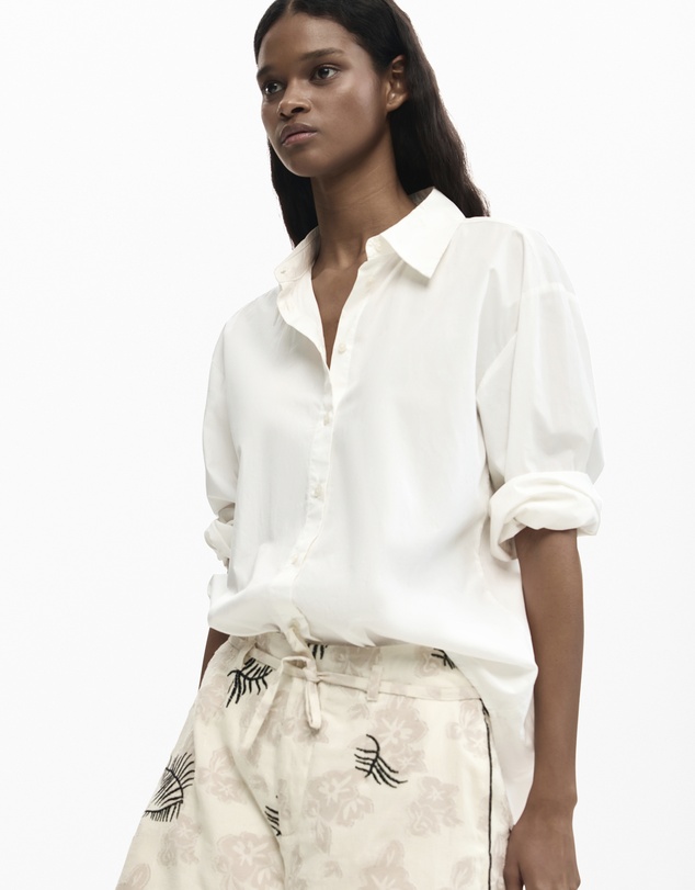 Desigual - Embroidered branch shorts