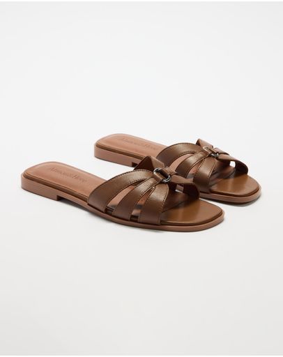 Tan