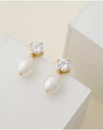 Stephanie Browne - Twinkle Pearl Earrings