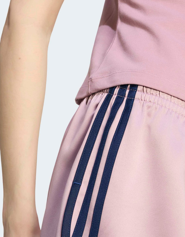 adidas Originals - SATIN 3S SPRINTER SHORT Womens