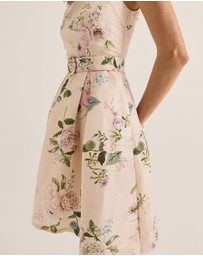 Review - Sunset Rose Floral Dress