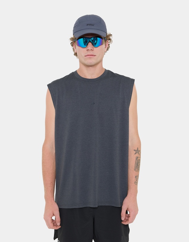 PYRA - Drive Oversized Tank