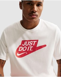 Nike - Nike Sportswear T-Shirt
