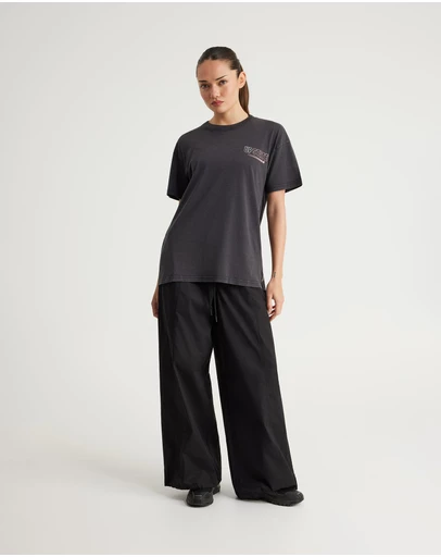 Upstate - Thrive T-Shirt - Black/Snow Wash