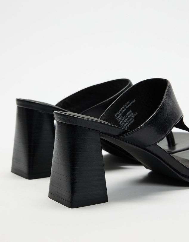 AERE - Cora Leather Block Thong Heels - Women's