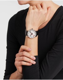 Mondaine - Official Swiss Railways evo2 Watch