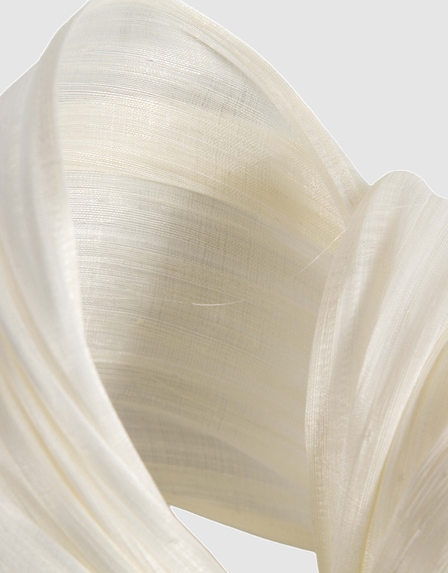 Fillies Collection - Bespoke Cream Bow Racing Fascinator