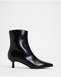 Atmos&Here - Lennox Leather Ankle Boots