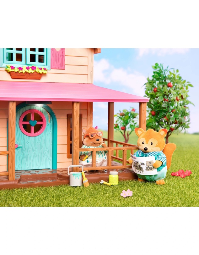 Lil Woodzeez - The Tippytail Foxes Miniature Animal Figurine Set
