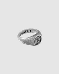 Haze & Glory - ICONIC EXCLUSIVE - Ring Be Like Water Signet in 925 Sterling Silver