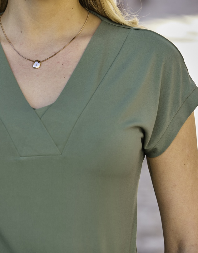 Sosandar - Premium V Neck T-Shirt