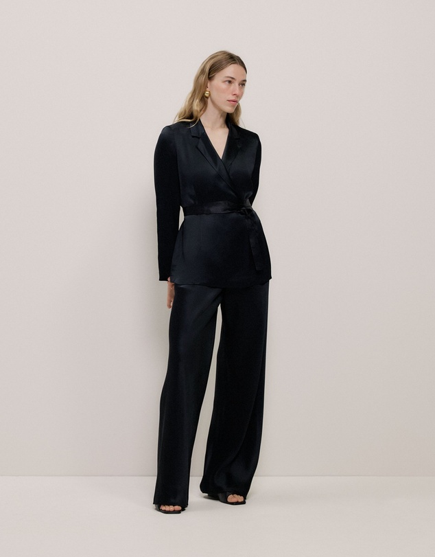 Trenery - Satin Relaxed Tailored Jacket in Black