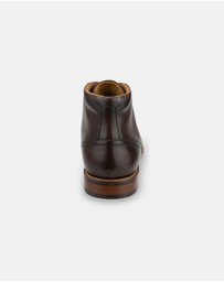 Florsheim - Rucci Chukka Boots - Men's