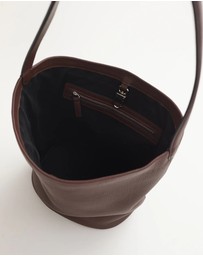 The Horse - Esme Tote