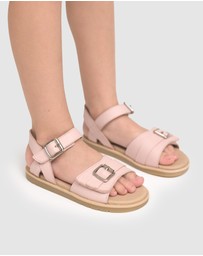Pretty Brave - PIPER Soft Pink