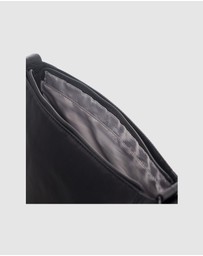 Hedgren - Orva Crossbody RFID