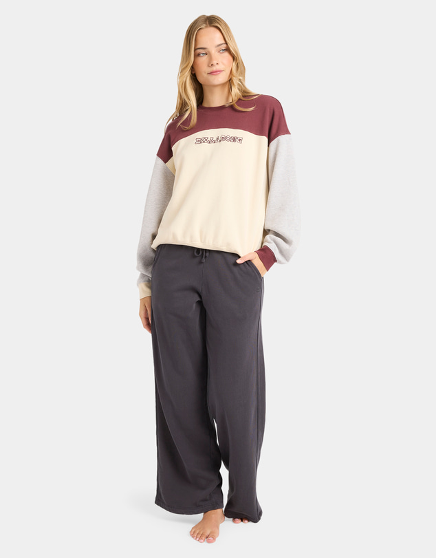 Billabong - Womens Get It Kendal Crew Neck