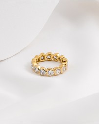 Wanderlust + Co - Heart Bezel 14K Gold Vermeil Ring