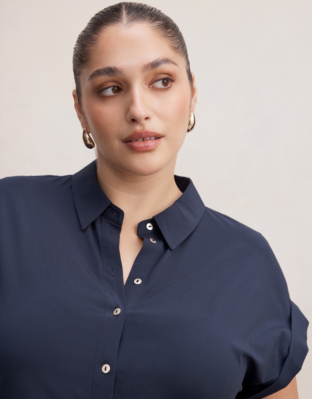 Forever New Curve - Tia Curve Collar Button Shirt