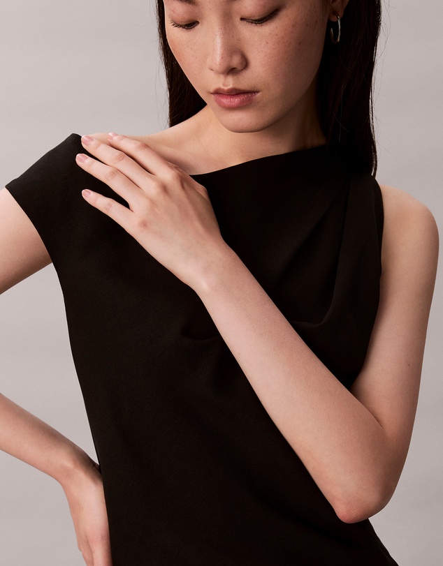 Calvin Klein - Crepe One Shoulder Top