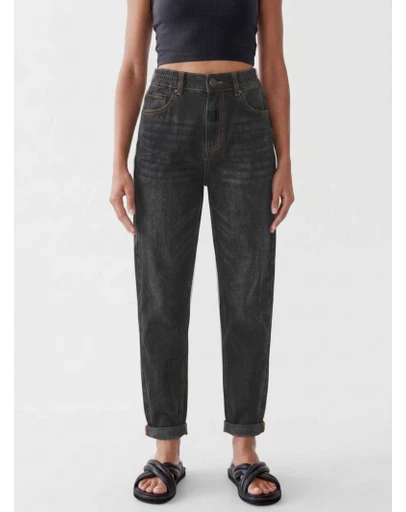 Calli - Hudson Mom Jeans