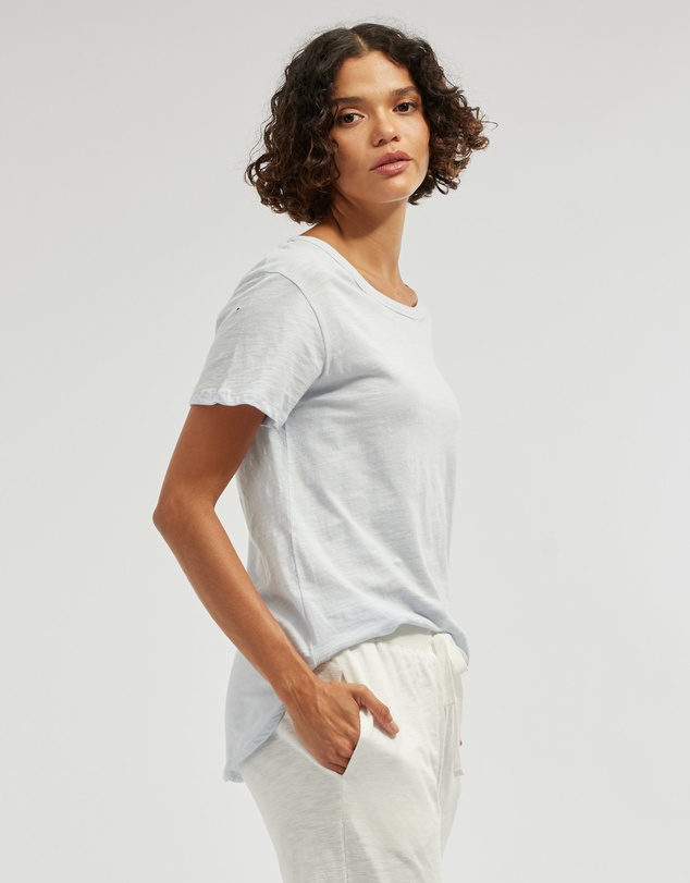 Amelius - Kie Rounded Hem Tee