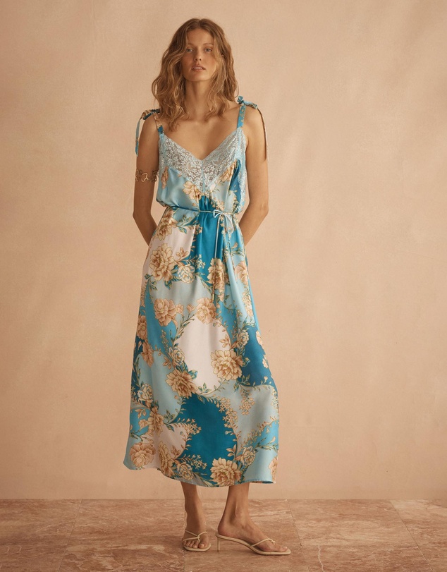 AUR OCEA - Silk V Slip Dress