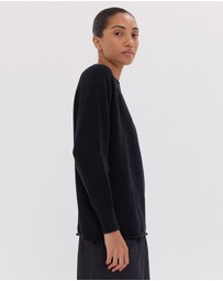 Cloth & Co. - The Raglan Sweater