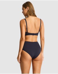 Sea Level Australia - Essentials Cross Front Multifit Bra Top