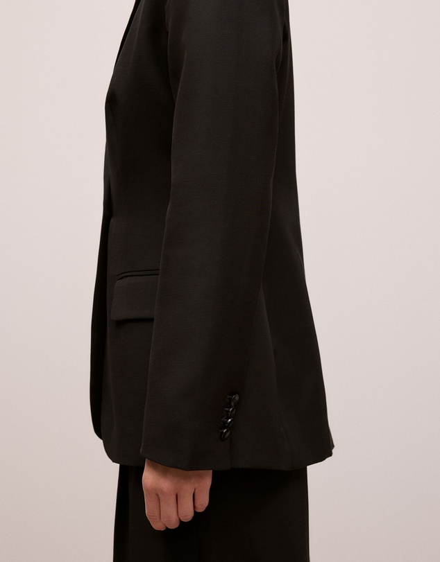 Trenery - Soft Classic Blazer in Black