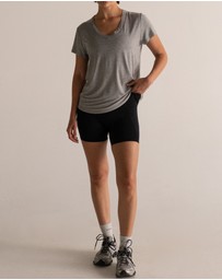 HyperLuxe The Label - V Neck Shirt