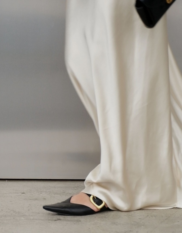 Siren - Allegra Close Toe Buckle Slide