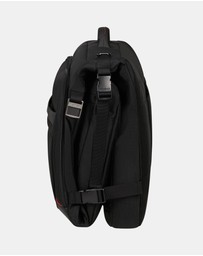 Samsonite - Pro-DLX 6 Tri-Fold Garment Bag