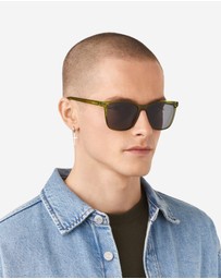 Hawkers Co - Hawkers - Wave - polarized green dark  Sunglasses for Men and Women Polarized