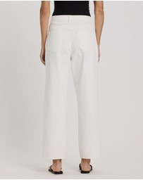 Atmos&Here - Milla Straight Leg Jeans
